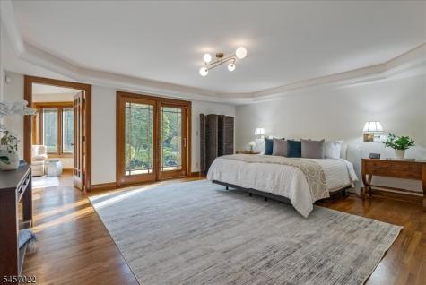 25 Notch Hill Drive Livingston NJ 07039