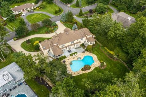 25 Notch Hill Drive Livingston NJ 07039