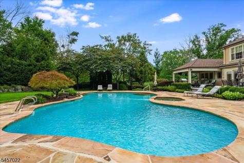25 Notch Hill Drive Livingston NJ 07039