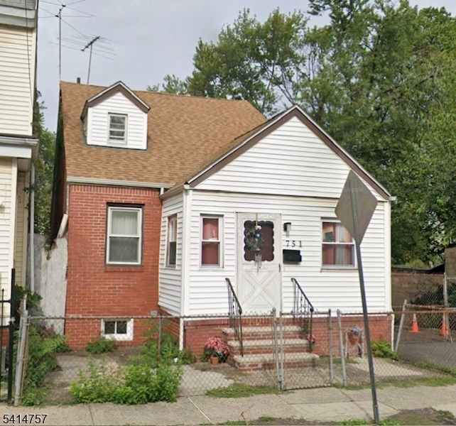 751 S 20th Street Newark NJ 07103