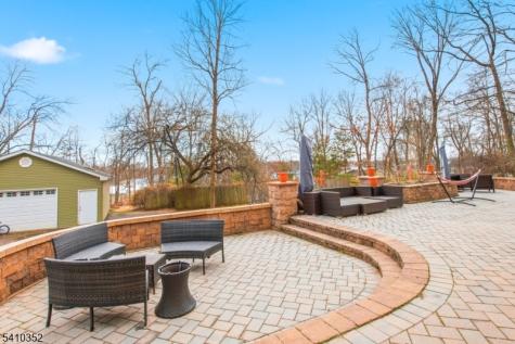 31 Blue Ridge Avenue Green Brook NJ 08812