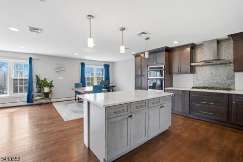 31 Blue Ridge Avenue Green Brook NJ 08812