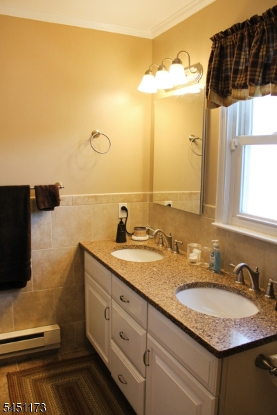 28 Benedict Drive Jefferson NJ 07849