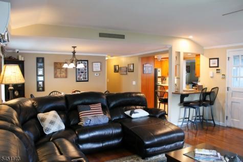 28 Benedict Drive Jefferson NJ 07849