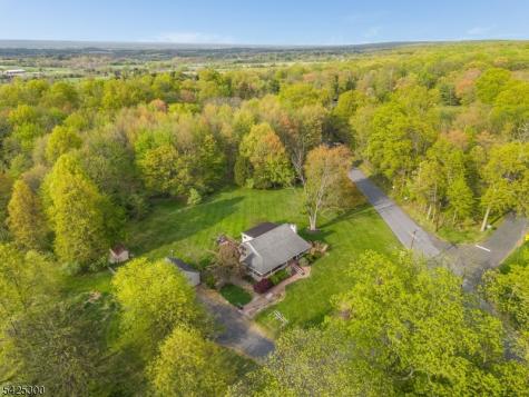200 Mountain Road East Amwell NJ 08551
