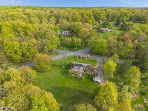 200 Mountain Road East Amwell NJ 08551
