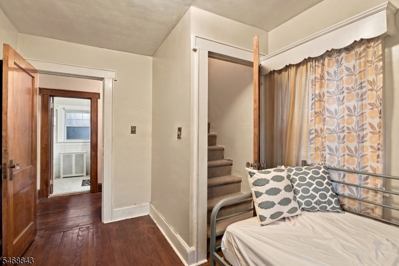89 Kuna Terrace Irvington NJ 07111