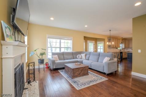 2 Danberry Lane Bridgewater NJ 08807