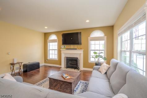 2 Danberry Lane Bridgewater NJ 08807