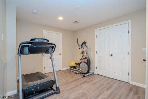 2 Danberry Lane Bridgewater NJ 08807