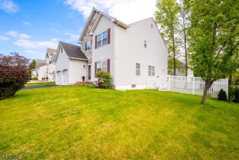 2 Danberry Lane Bridgewater NJ 08807