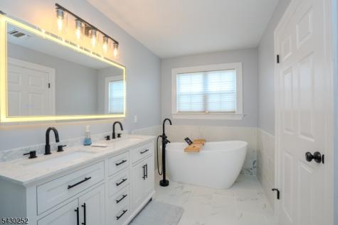 2 Danberry Lane Bridgewater NJ 08807