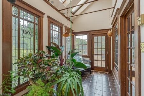 936 Dove Island Road Stillwater NJ 07860