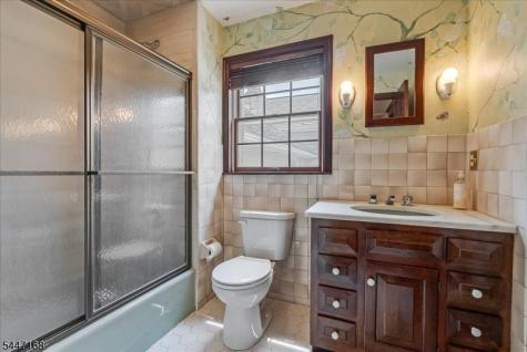 936 Dove Island Road Stillwater NJ 07860