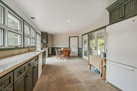 936 Dove Island Road Stillwater NJ 07860