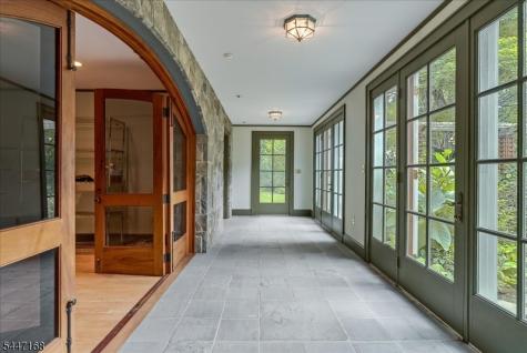 936 Dove Island Road Stillwater NJ 07860