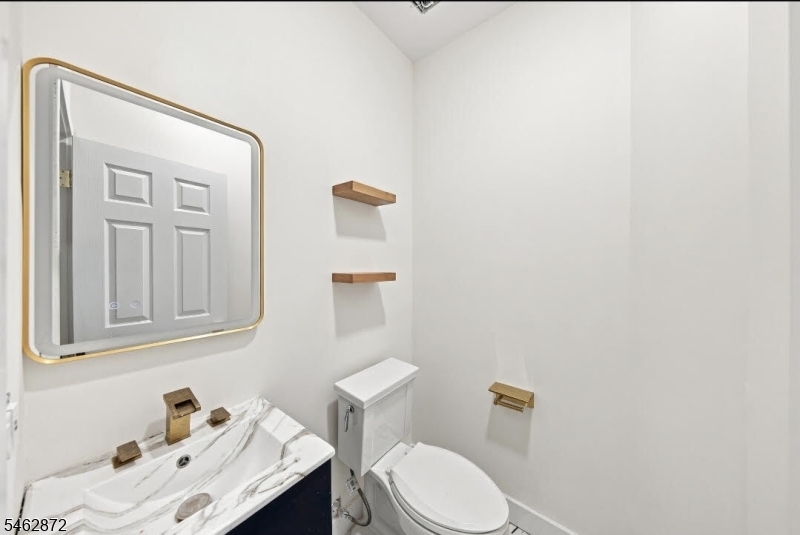 3 Larch Drive Hardyston NJ 07460