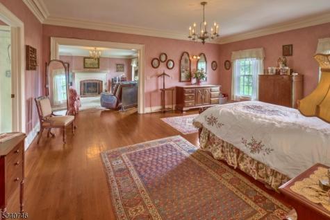13 Glennon Farm Lane Tewksbury NJ 08833