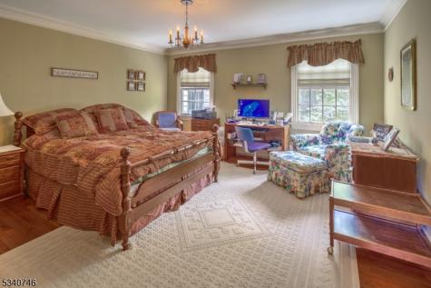 13 Glennon Farm Lane Tewksbury NJ 08833