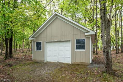 13 Glennon Farm Lane Tewksbury NJ 08833