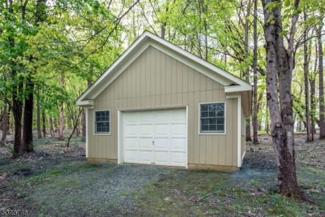 13 Glennon Farm Lane Tewksbury NJ 08833