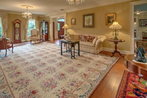 13 Glennon Farm Lane Tewksbury NJ 08833