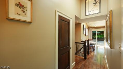 5 Johanna Lane Watchung NJ 07069