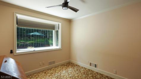 5 Johanna Lane Watchung NJ 07069