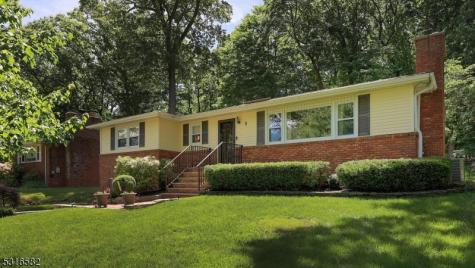 5 Johanna Lane Watchung NJ 07069