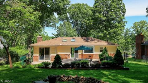 5 Johanna Lane Watchung NJ 07069