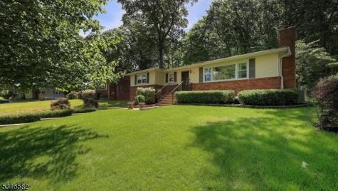 5 Johanna Lane Watchung NJ 07069