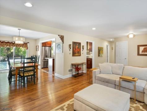 63 Sun Valley Way Morris Plains NJ 07950