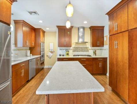 63 Sun Valley Way Morris Plains NJ 07950