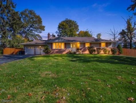 63 Sun Valley Way Morris Plains NJ 07950