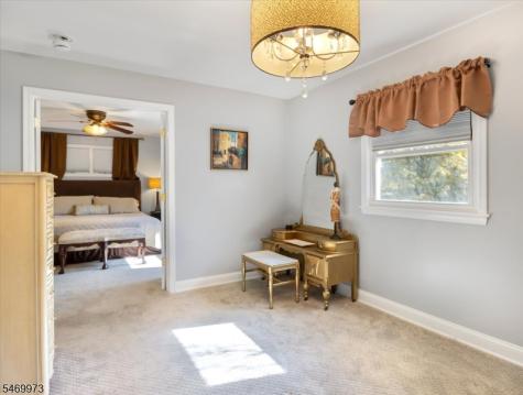 63 Sun Valley Way Morris Plains NJ 07950