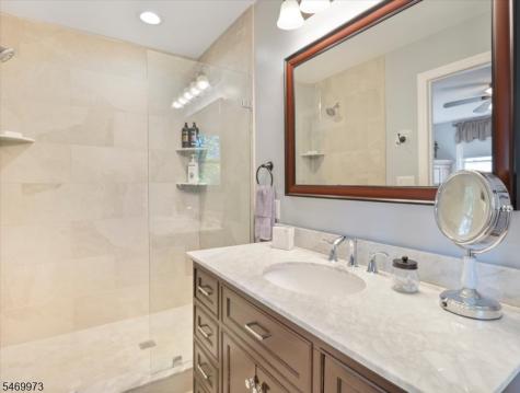 63 Sun Valley Way Morris Plains NJ 07950