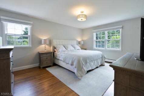 18 Marguerite Lane Montville NJ 07082