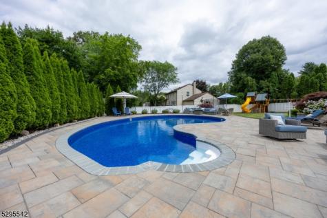 18 Marguerite Lane Montville NJ 07082
