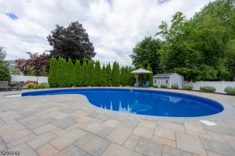 18 Marguerite Lane Montville NJ 07082