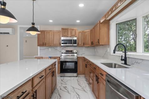 129 Owens Station Road Vernon NJ 07418