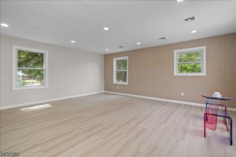 129 Owens Station Road Vernon NJ 07418