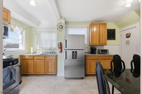 566 Chapman Street Hillside NJ 07205