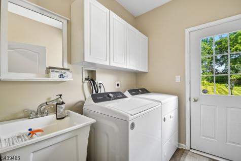 9 Steeplechase Lane Franklin NJ 08802