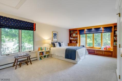 43 Knox Hill Road Morris NJ 07960