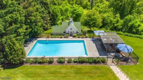 43 Knox Hill Road Morris NJ 07960