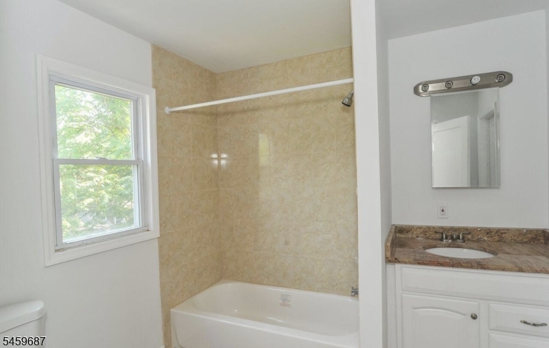 280 Seneca Place Plainfield NJ 07062