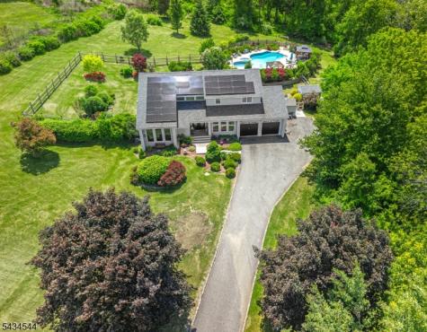 4 Campbell Drive Hardyston NJ 07419