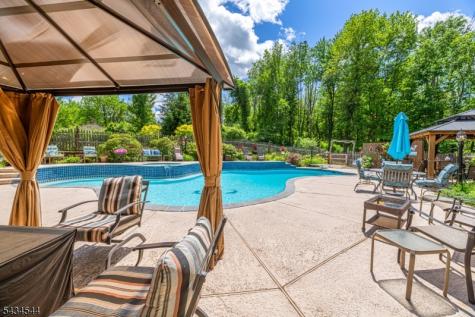 4 Campbell Drive Hardyston NJ 07419