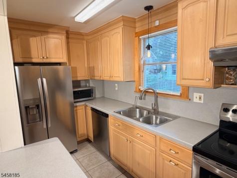 23 Ferro Monte Avenue Roxbury NJ 07847