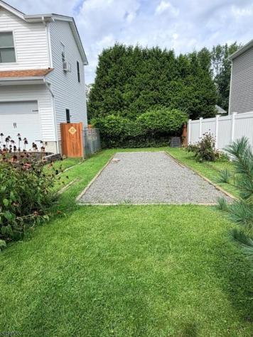 23 Ferro Monte Avenue Roxbury NJ 07847